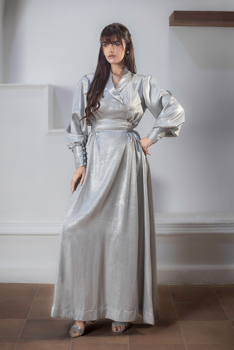 RW07 - Silver Drape