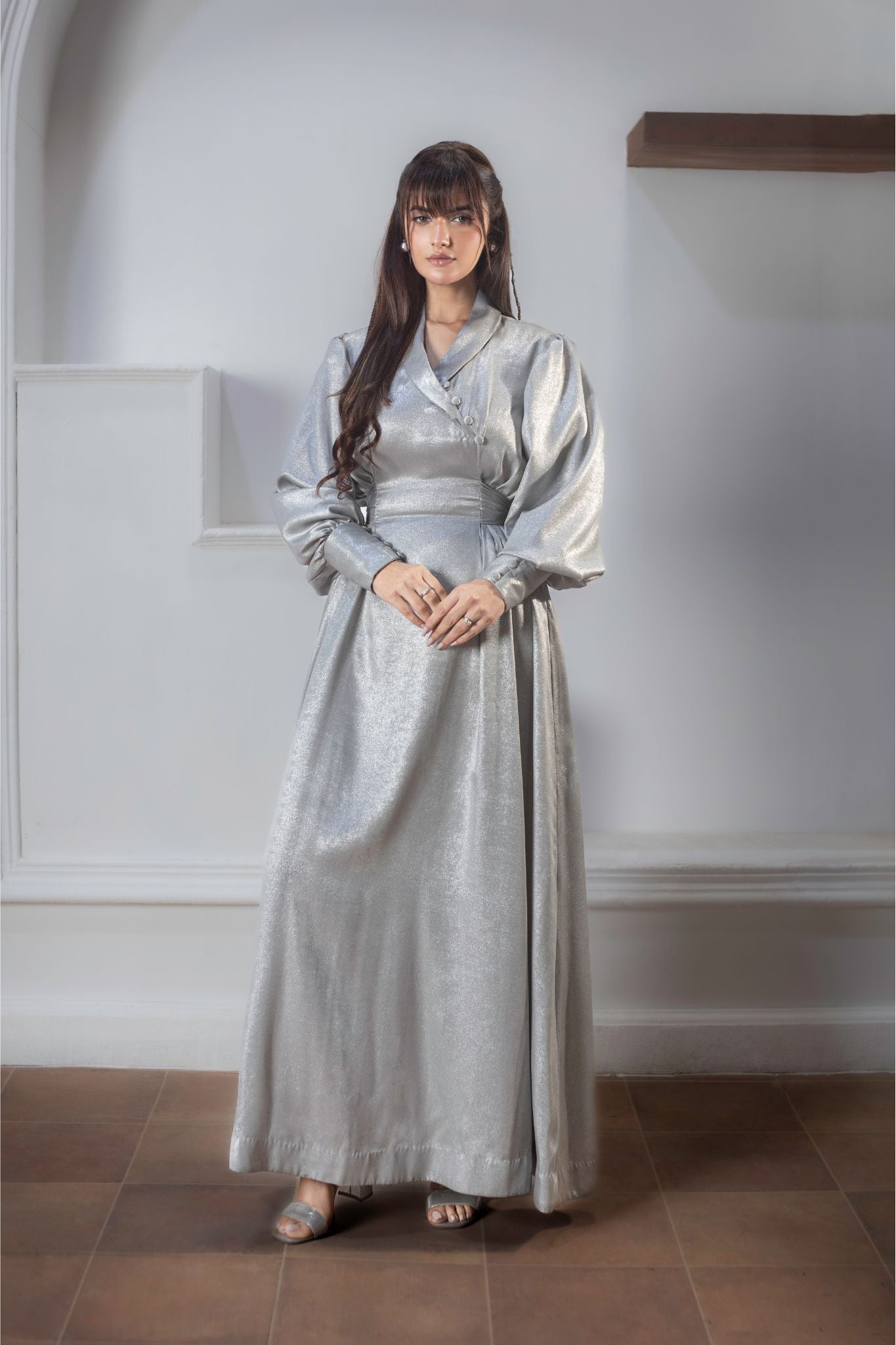 RW07 - Silver Drape