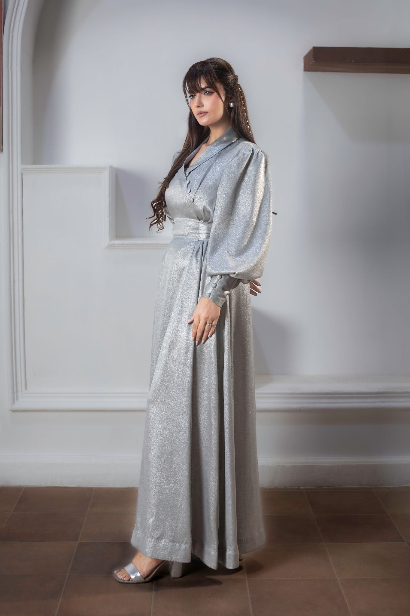 RW07 - Silver Drape